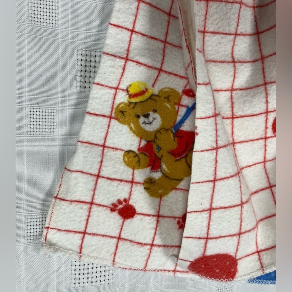 Vintage Dundee Baby Blanket Teddy Bear Balloons Red Grid 39x26 USA Cotton